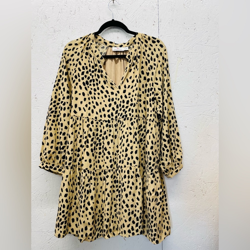 Vineyard Vines dress. Size medium